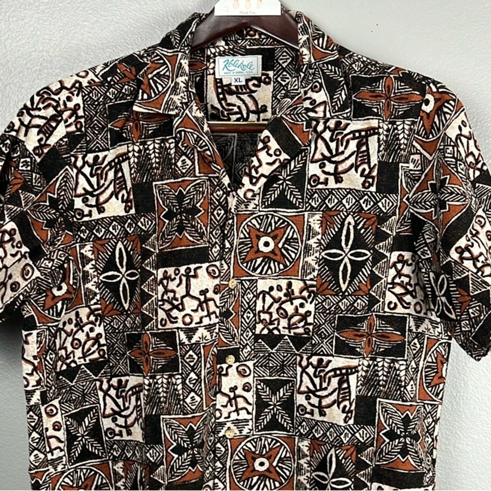 Vintage Kolerole "Hawaiian Tapa Petroglyphs print" Aloha shirt - size XL